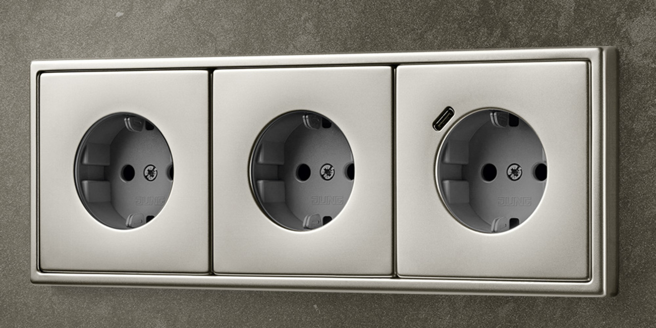 SCHUKO® Steckdosen mit USB bei SY Electric GmbH in Niederdorf