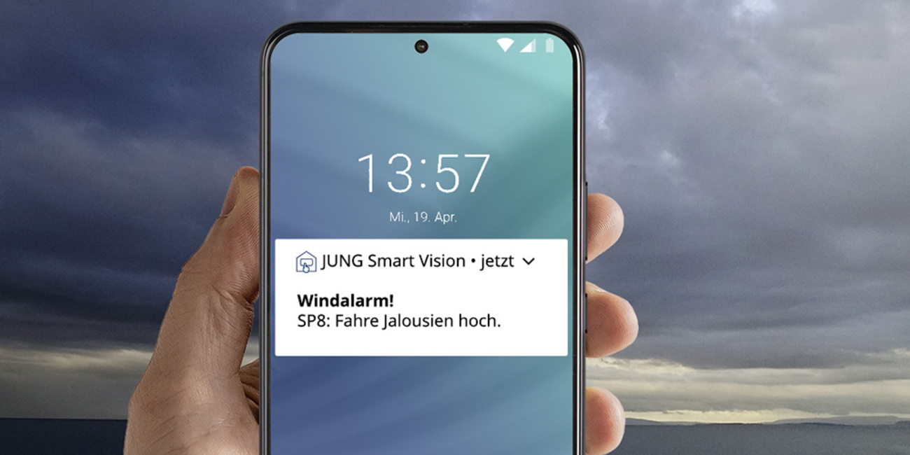 JUNG Smart Panel 8 bei SY Electric GmbH in Niederdorf