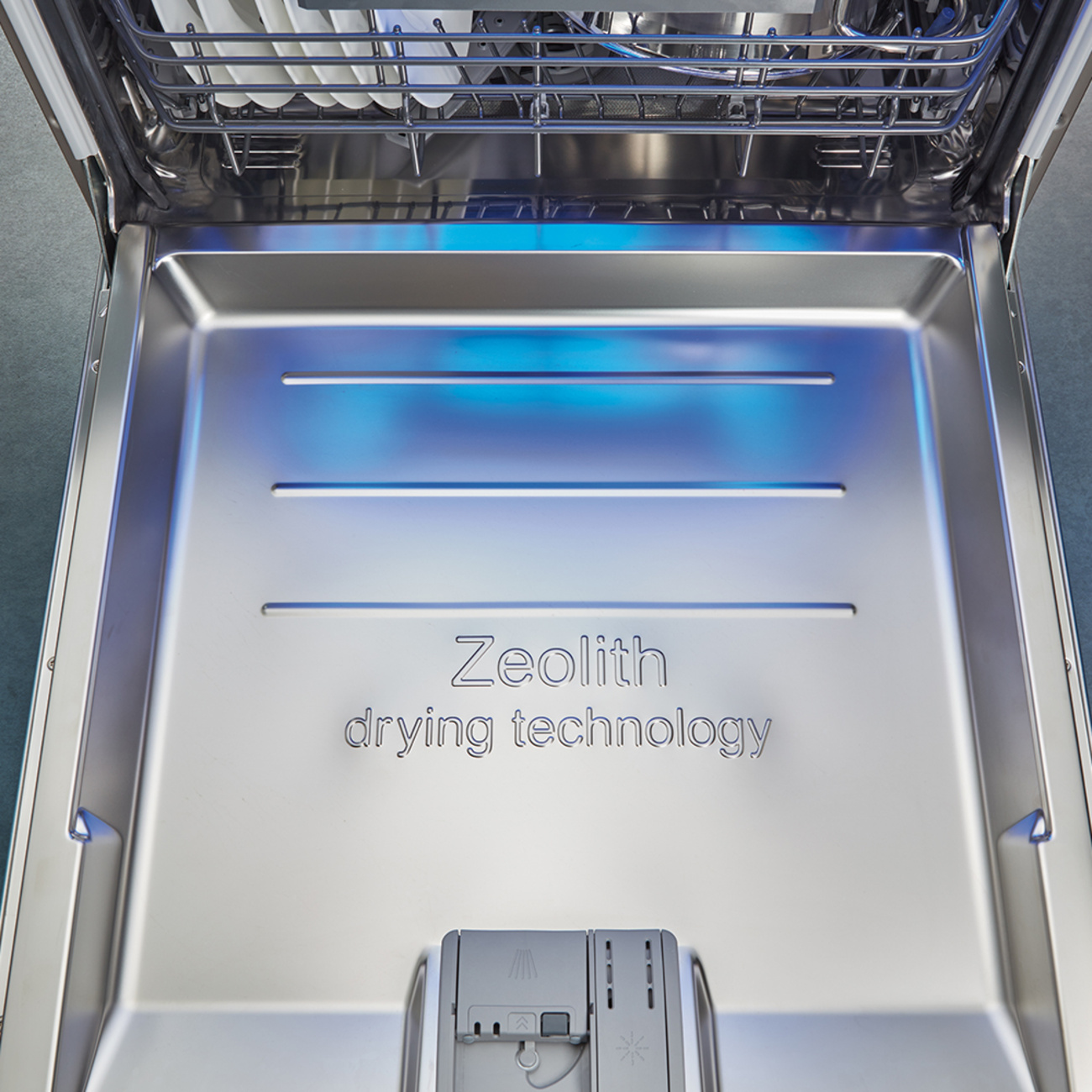Zeolith Trocknen – Für glänzende Spülergebnisse bei SY Electric GmbH in Niederdorf