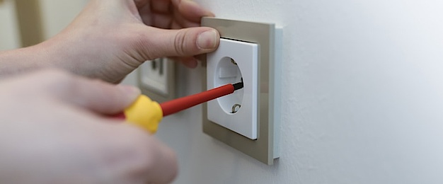 Elektro­installation bei SY Electric GmbH in Niederdorf