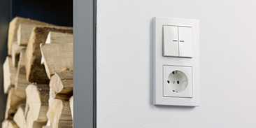 JUNG KNX Taster F 10 bei SY Electric GmbH in Niederdorf