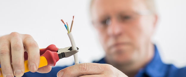 DGUV Vorschrift 3-Check bei SY Electric GmbH in Niederdorf